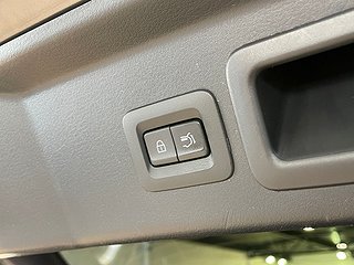 Kombi Mazda CX-30 24 av 25