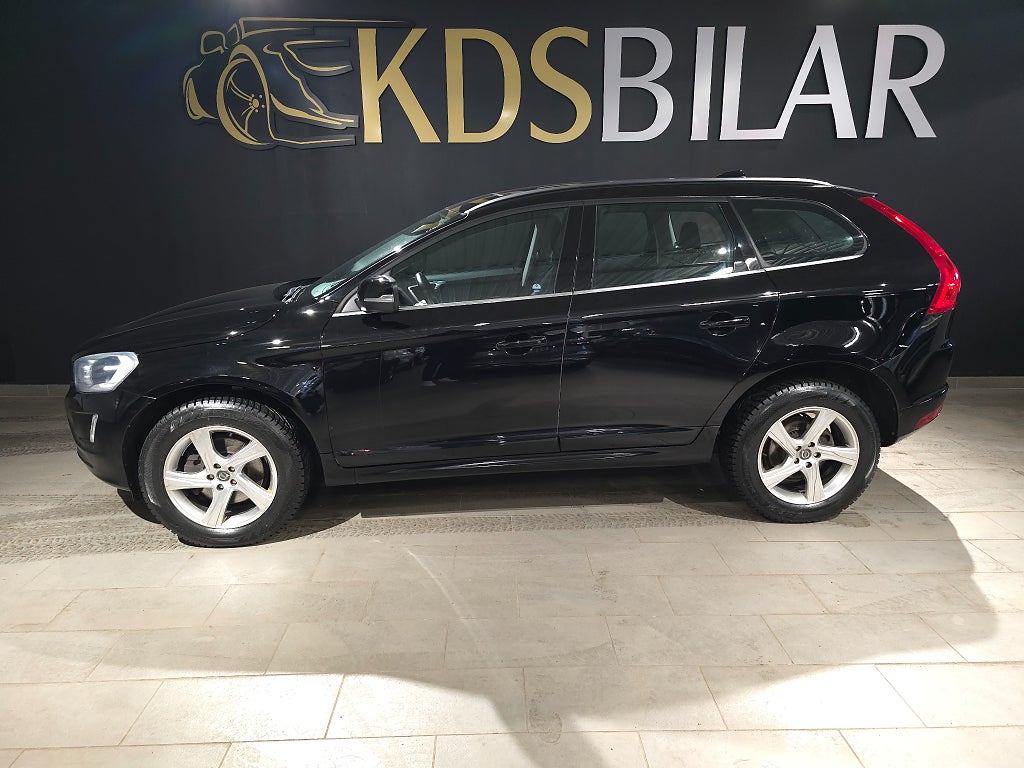 Volvo XC60 D4 Momentum Euro5 163hk| Backkamera| Värmare | Panorama