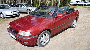 Överdragsklädseln kanske ser bättre ut efter ett par glas sangria. 