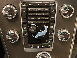 Volvo XC60 Polestar D5 AWD Summum Drag/Pano/MoK-Värm/SoV/Nav