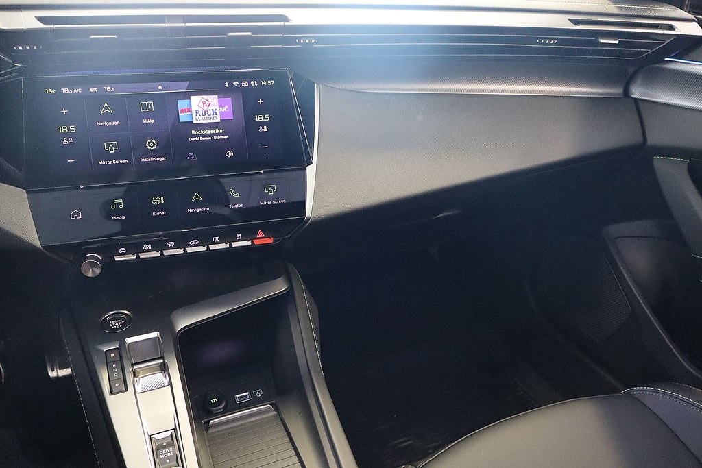 Bild på Peugeot 408 GT 1.2 PT 130hk Aut - B-KAMERA, NAVI, CARPLAY, 1 ÄGARE