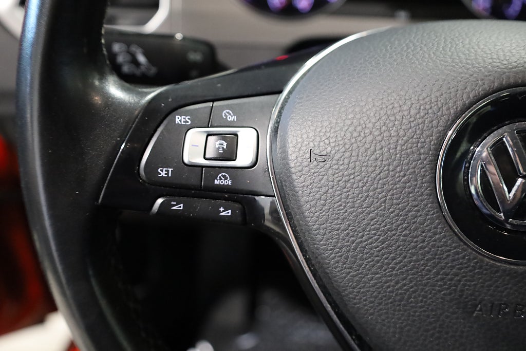 Volkswagen Golf Sportsvan 1.6 TDI AUT Värmare Carplay 2016