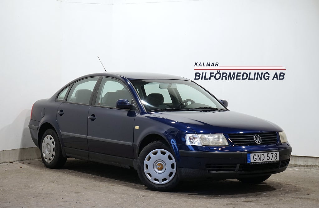 Volkswagen Passat 1.6 Basis Comfortline Dragkrok 101hk