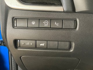 SUV Nissan Qashqai 23 av 25