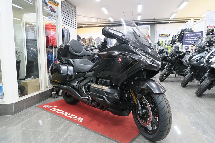 Honda GL1800 Goldwing Tour DCT  1 Svart i lager