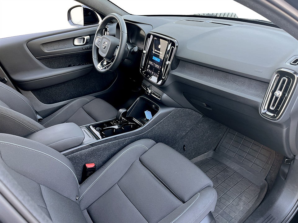 Bild på Volvo C40 Recharge Plus edition 231hk Aut GLASTAK B-KAMERA