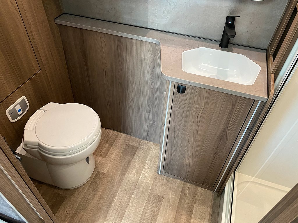Kabe Imperial 630 TDL KS / Imperial / Långbäddar / - Kabe