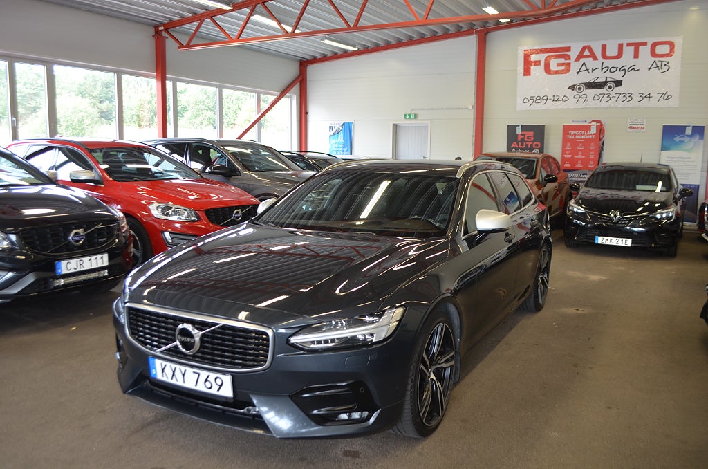 Volvo V90 D5 AWD R-Design 235 hk VOC Drag HUD Kamera Navi Euro 6