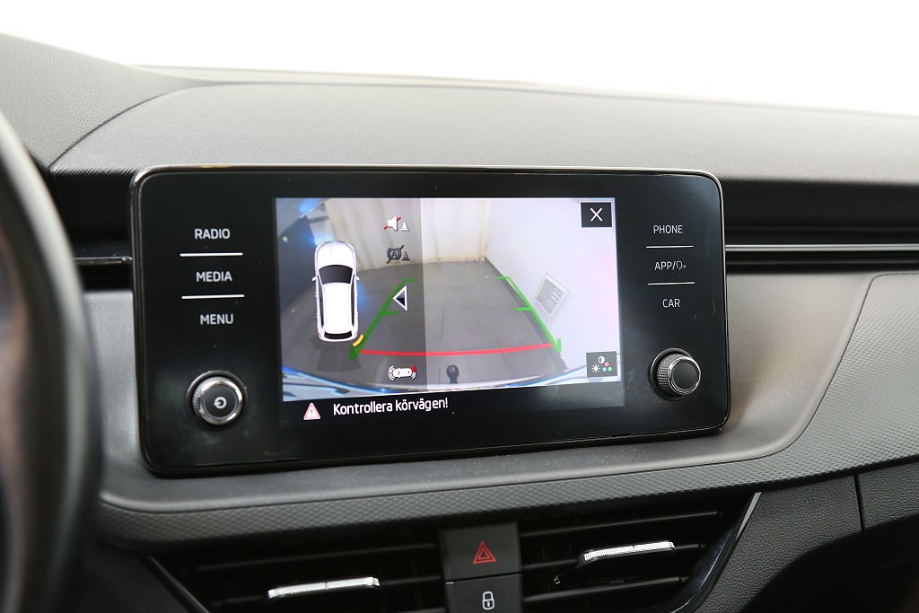 Skoda Kamiq 1,0 TSI Ambition 115hk Kamera Panorama Drag 2021