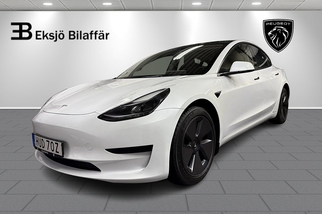 Tesla Model 3 Standard Range /Ränta 3,99% / Vinterhjul/