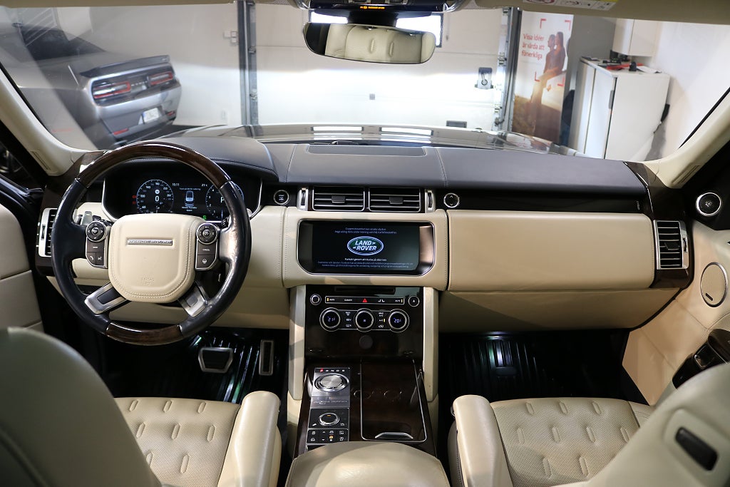 Land Rover Range Rover 2017 - miniatyr 13