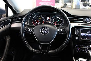 Kombi Volkswagen Passat 12 av 22