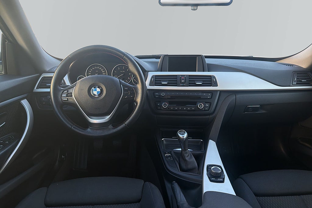 BMW 320 2014