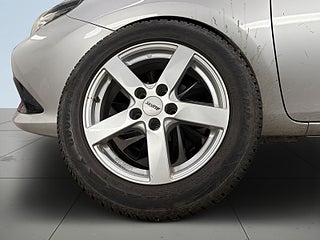 Toyota Auris Touring Sports Hybrid e-CVT Active Plus S&V/Kamera/Värm – bild 14