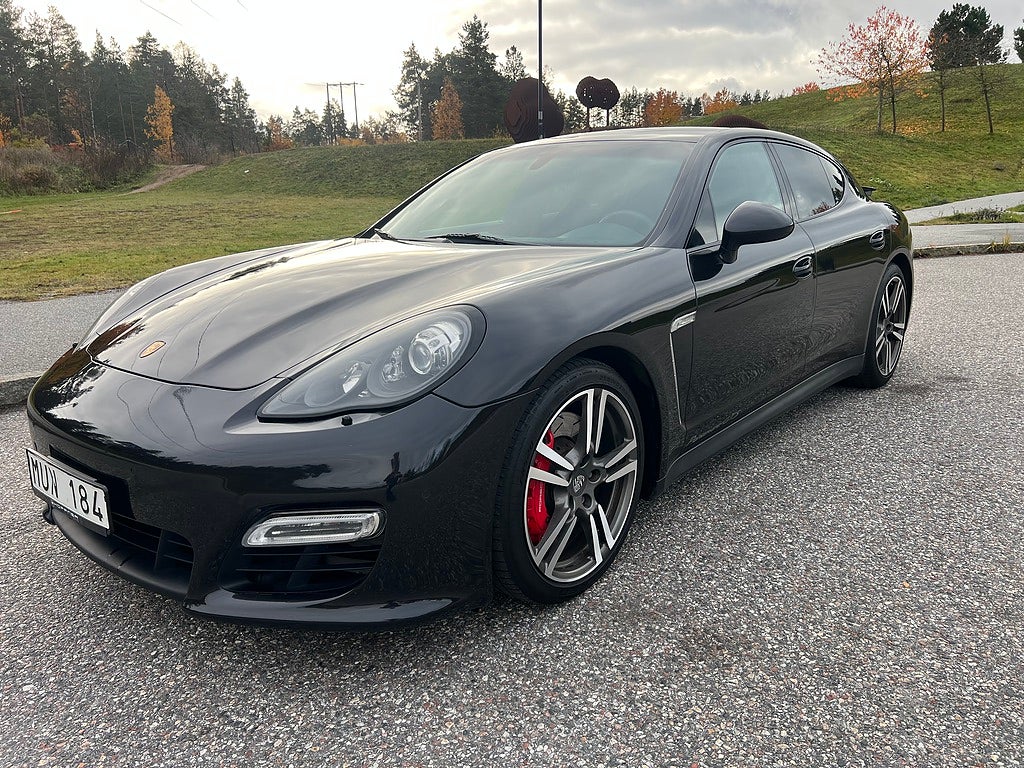 Porsche Panamera GTS PDK Euro 5