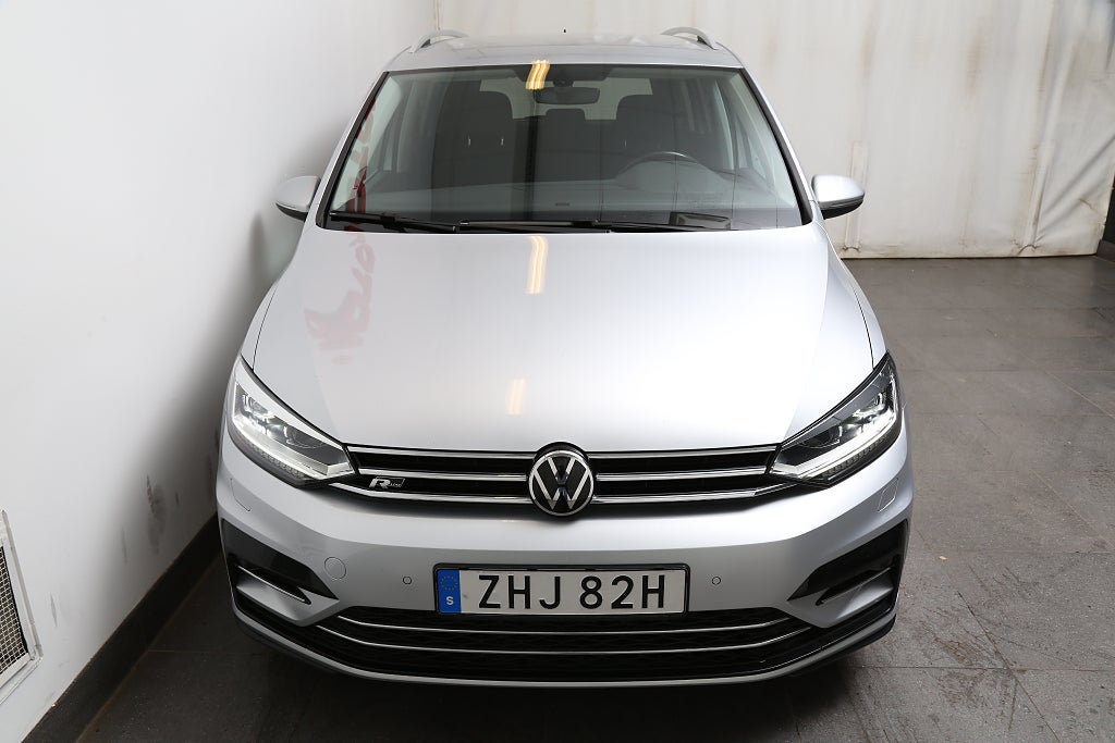 Volkswagen Touran 1,5 TSI 150hk R-Line DSG Värme Drag 7-sits 2021