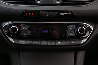 Halvkombi Hyundai i30 20 av 23