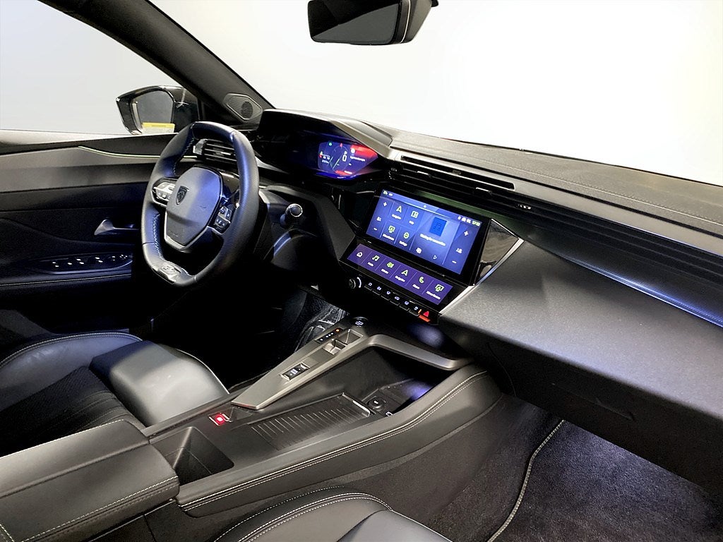 Bild på Peugeot 308 SW GT 1.2 PT 130hk Aut - 360-KAMERA, CARPLAY