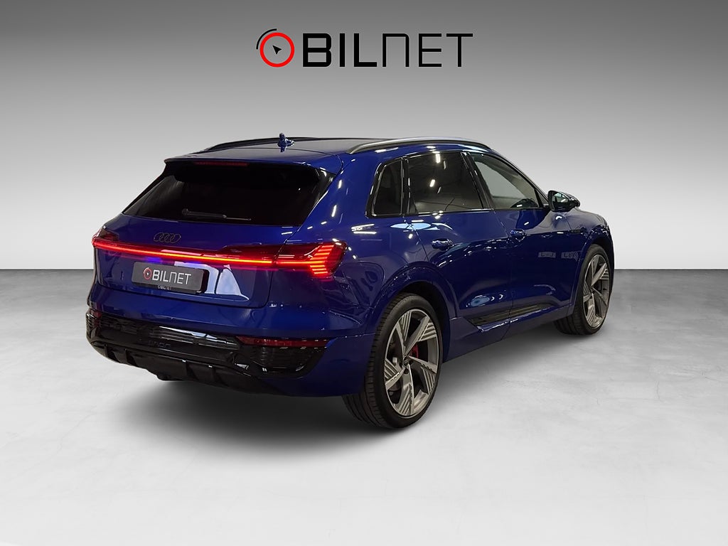 Audi Q8 e-tron 55 Q S line Luft B&O Matrix Drag 360 Värmare