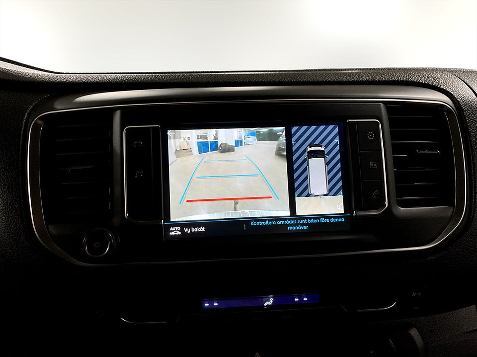 Bild på Peugeot Expert PRO+ 2.0 BHDi Aut L2 B-KAMERA DRAG 180hk