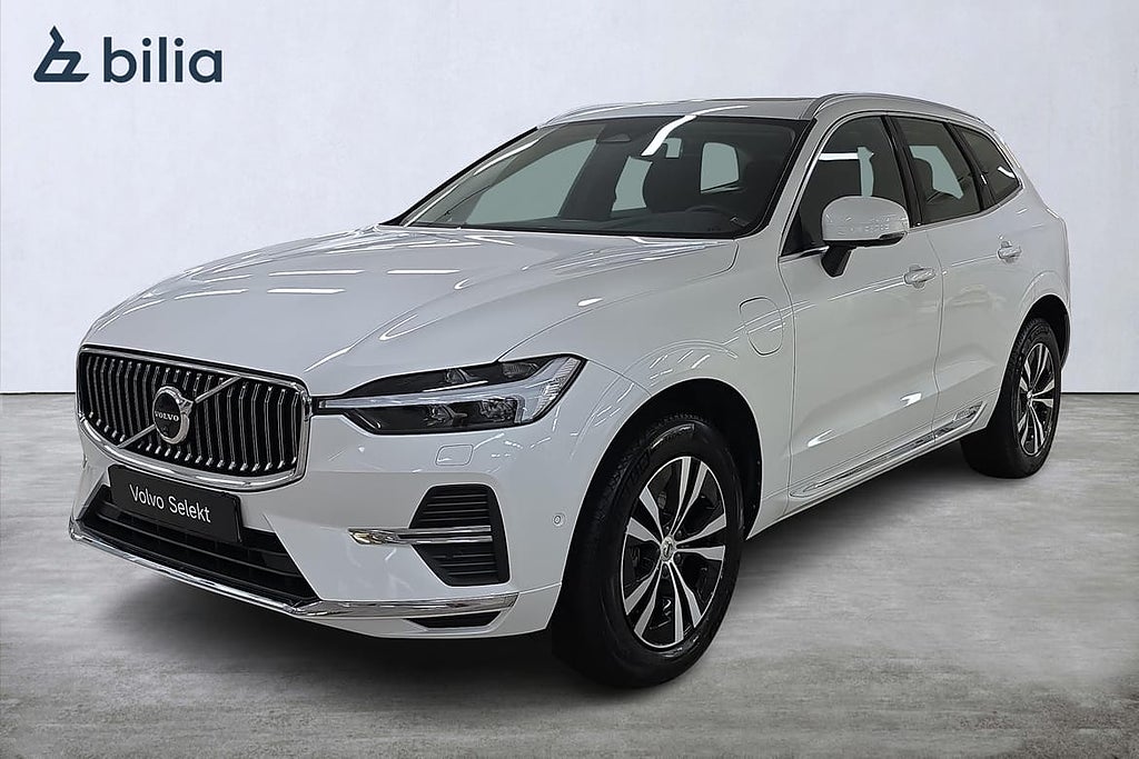 Volvo XC60 Recharge T6 Core Edition / 360 kamera / Google...