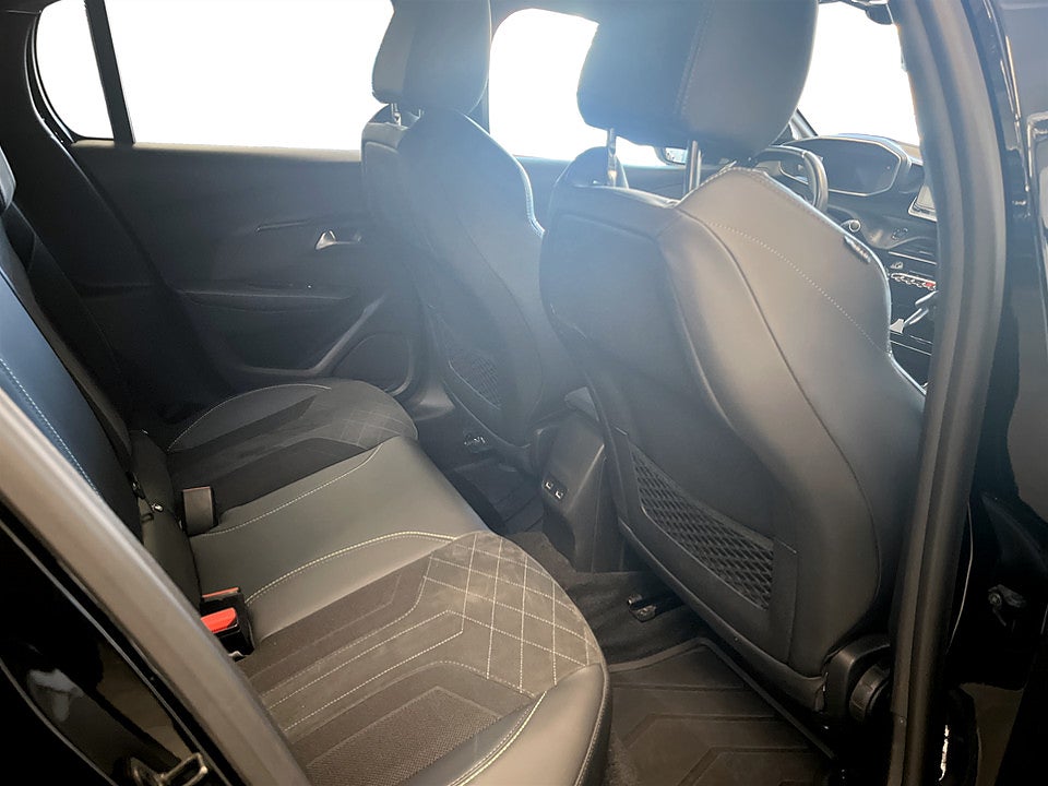Bild på Peugeot E-208 GT 50kWh 136hk Aut B-KAMERA CARPLAY