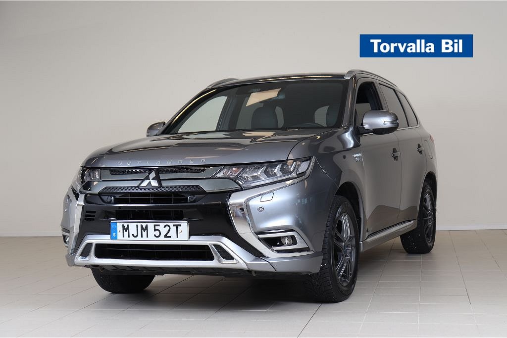 Mitsubishi Outlander PHEV CVT Business X Drag 360° V-Hjul