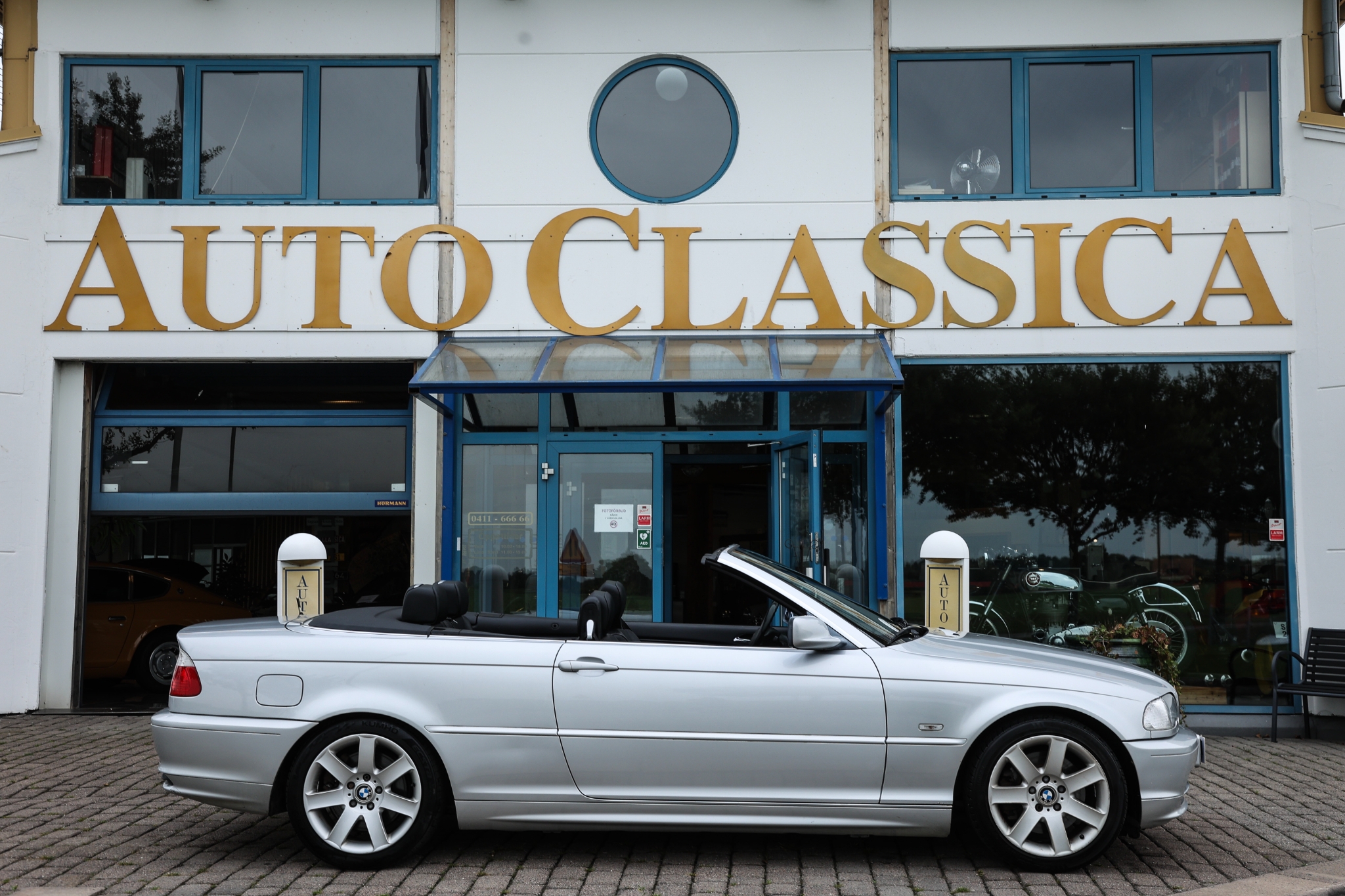 BMW 330