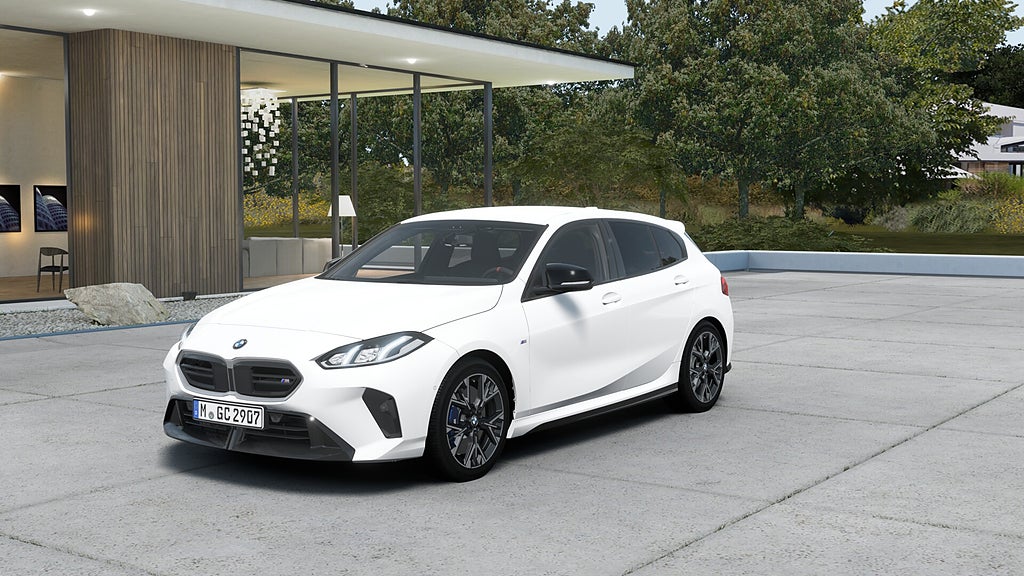 BMW M135i xDrive Privatleasing 24 Mån 3995kr Mån