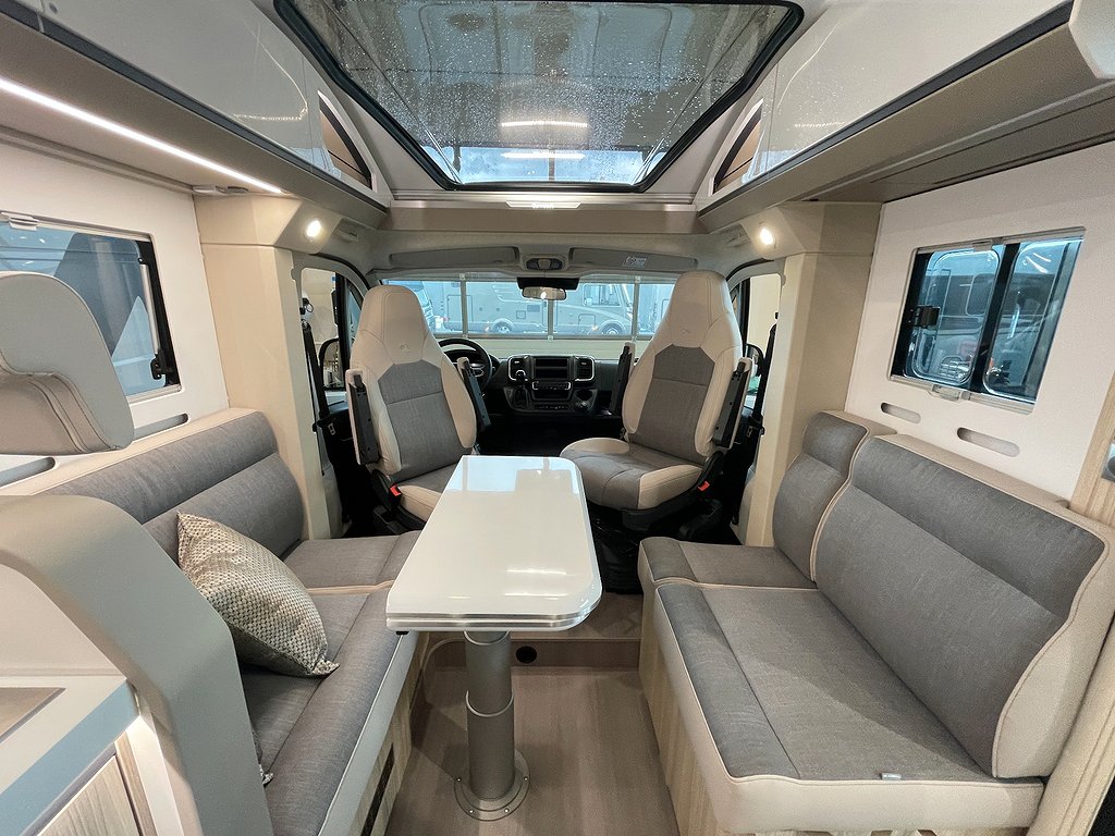 Adria Compact Supreme DL /B-körkort/Automat/Låg skatt/180hk/ - Adria