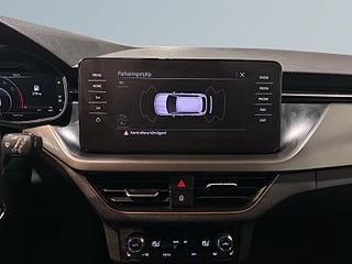Skoda Kamiq 1.5 TSI Drag Skinn GPS kamera CarPlay S/V-hjul – bild 11