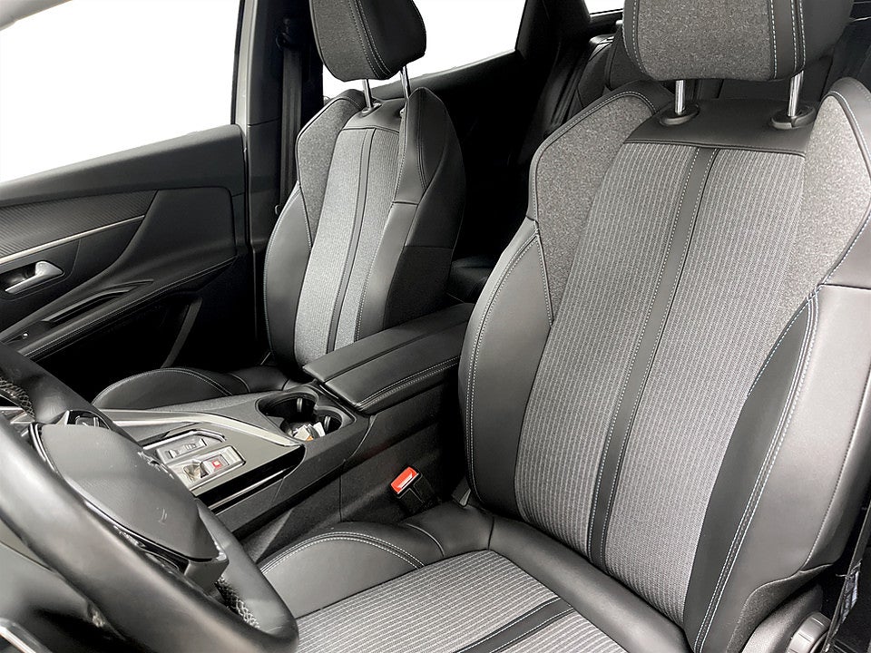 Bild på Peugeot 3008 Allure PHEV 225hk Aut B-KAMERA NAVI