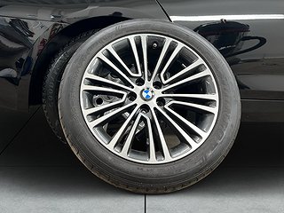 BMW 530e iPerformance Sport line S&V-hjul/Navi/Kamera/Pvärm