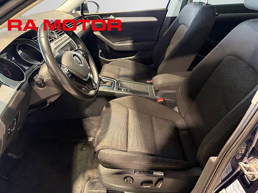 Volkswagen Passat Sportscombi 2.0 TDI 150hk | Värmare | Kamera | Drag 2015
