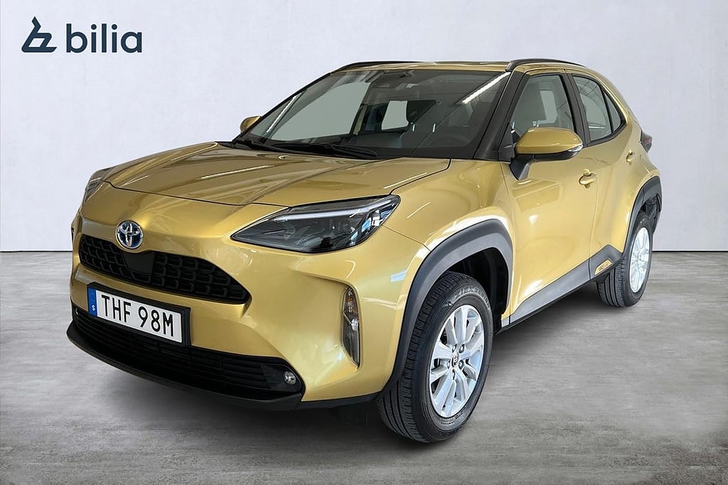 Toyota Yaris Cross Hybrid 1,5 Active Takreling