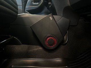 Toyota Yaris Hybrid Active S&V-hjul/Carplay/Kamera/M&K-värm