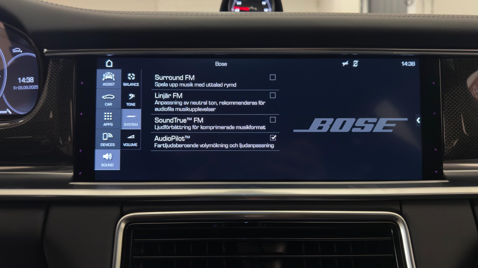 Porsche Panamera 4S PDK 440hk Sport Chrono | Se utrustning! 2017 - miniatyr 33