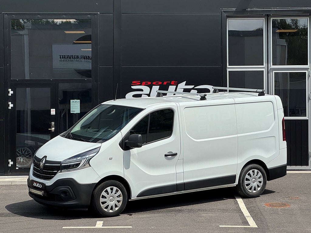 Renault trafic Skåpbil 2.8t 2.0 dCi Euro 6