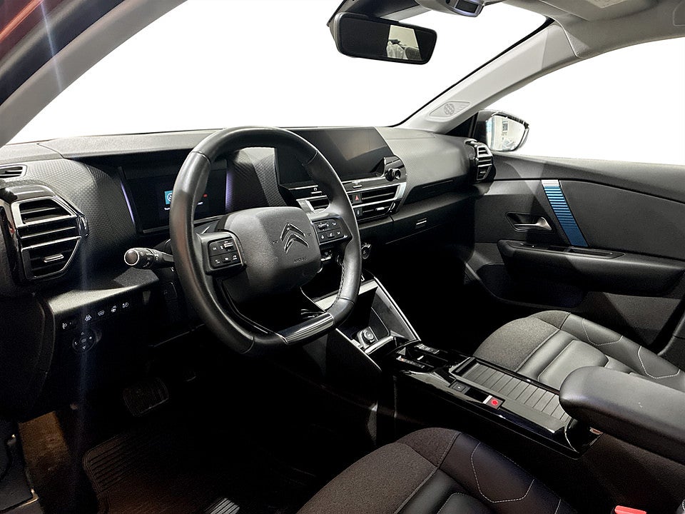 Bild på Citroën e-C4 Shine 50kWh 136hk Aut B-KAMERA CARPLAY
