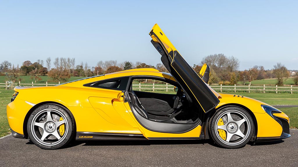 Den här McLaren 650S Le Mans har en unik färg i form av solgult. Foto: Piston Heads. 