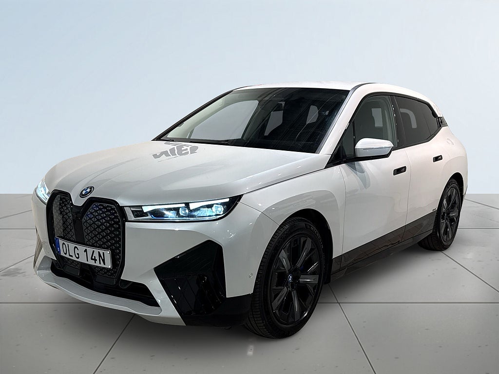 BMW iX xDrive40 Innovation 360° Laser Pvärm HuD H/K GPS SoV