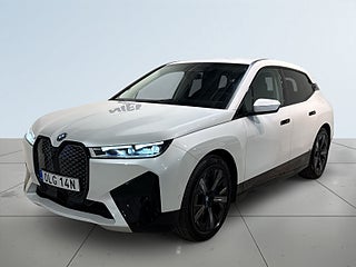 BMW iX xDrive40 Innovation 360° Laser Pvärm HuD H/K GPS SoV – bild 16