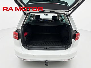 Kombi Volkswagen Passat 24 av 25