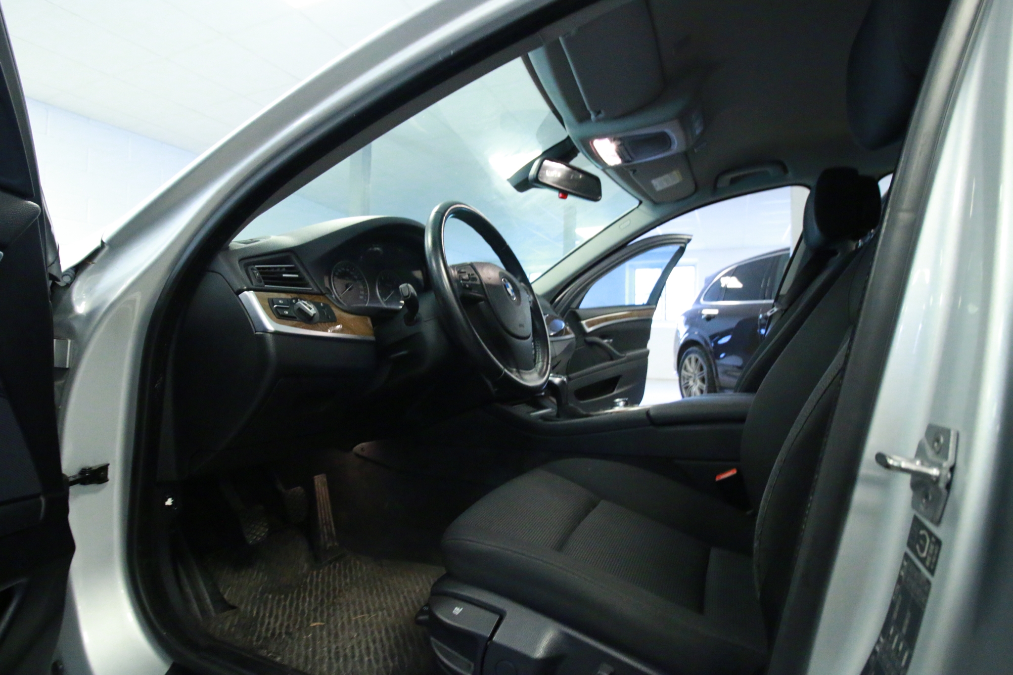 BMW 523 i Sedan 204hk Sedan 2010, bild 6/37