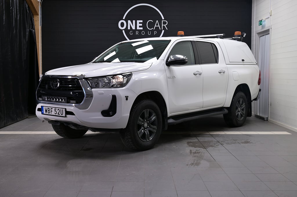 Toyota Hilux 2.8 4WD MOMS Kamera Värmare Kåpa Diff Nyservad 204hk