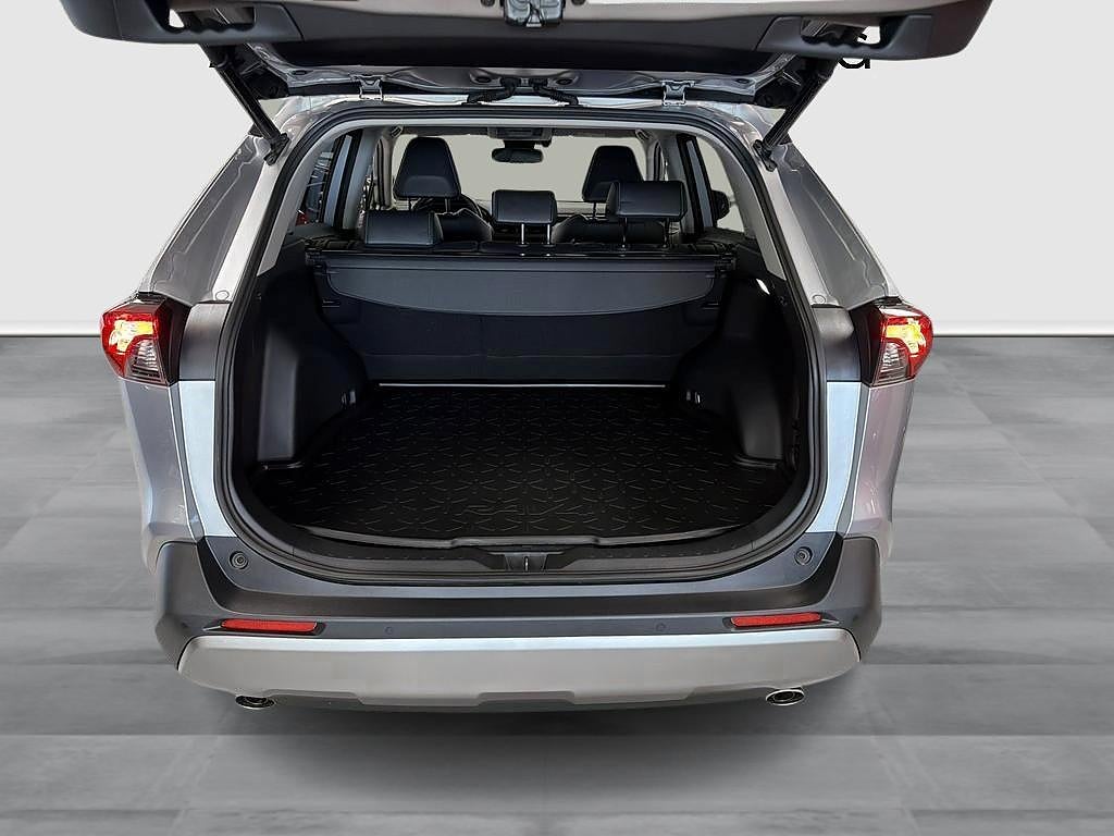 Toyota RAV4 2023 - miniatyr 10