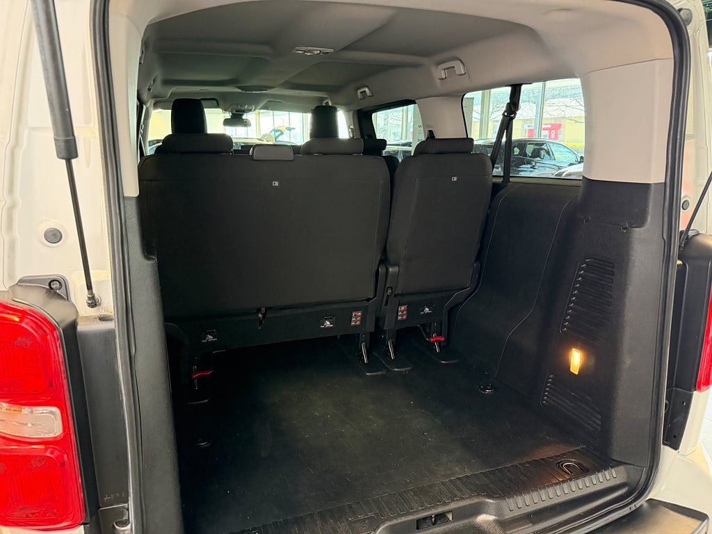 Peugeot Traveller 2019 - miniatyr 13