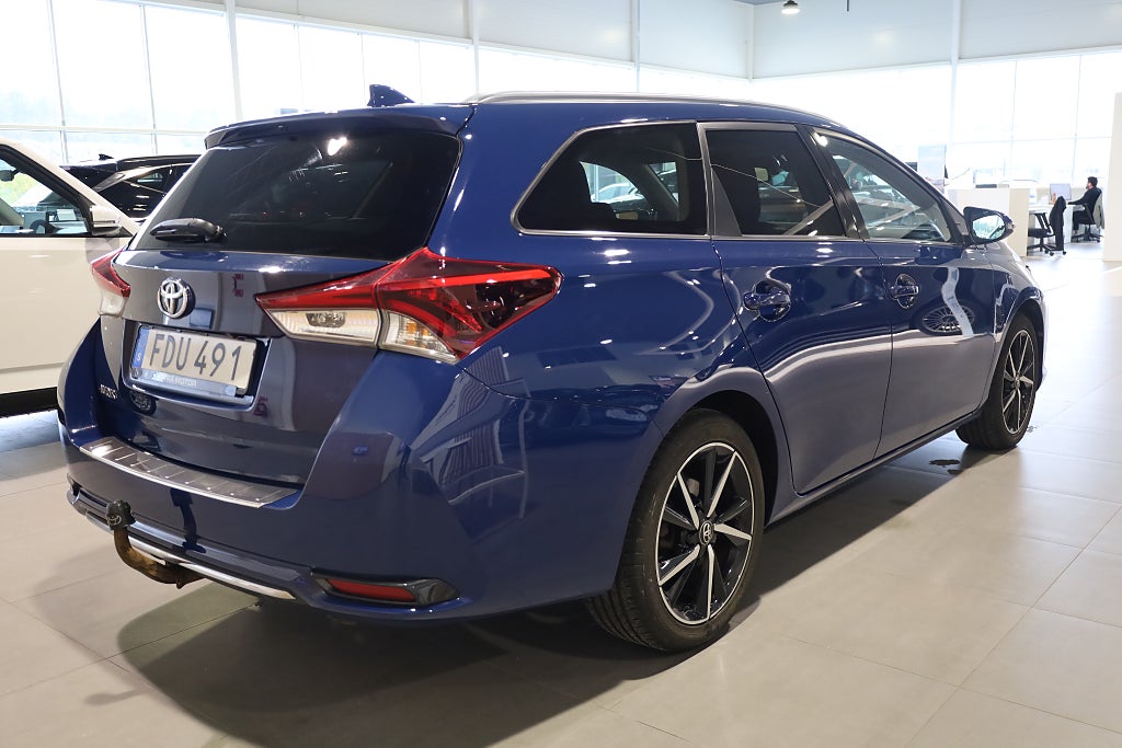 Toyota Auris Touring Sports 1.2 T AUT Drag Navi Kamera Blåtand