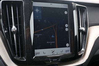 SUV Volvo XC60 16 av 22