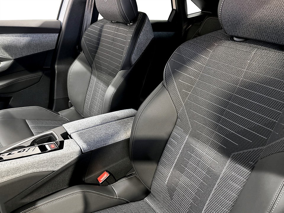 Bild på Peugeot 3008 3008 Edition+ Hybrid - OMGÅENDE LEVERANS!